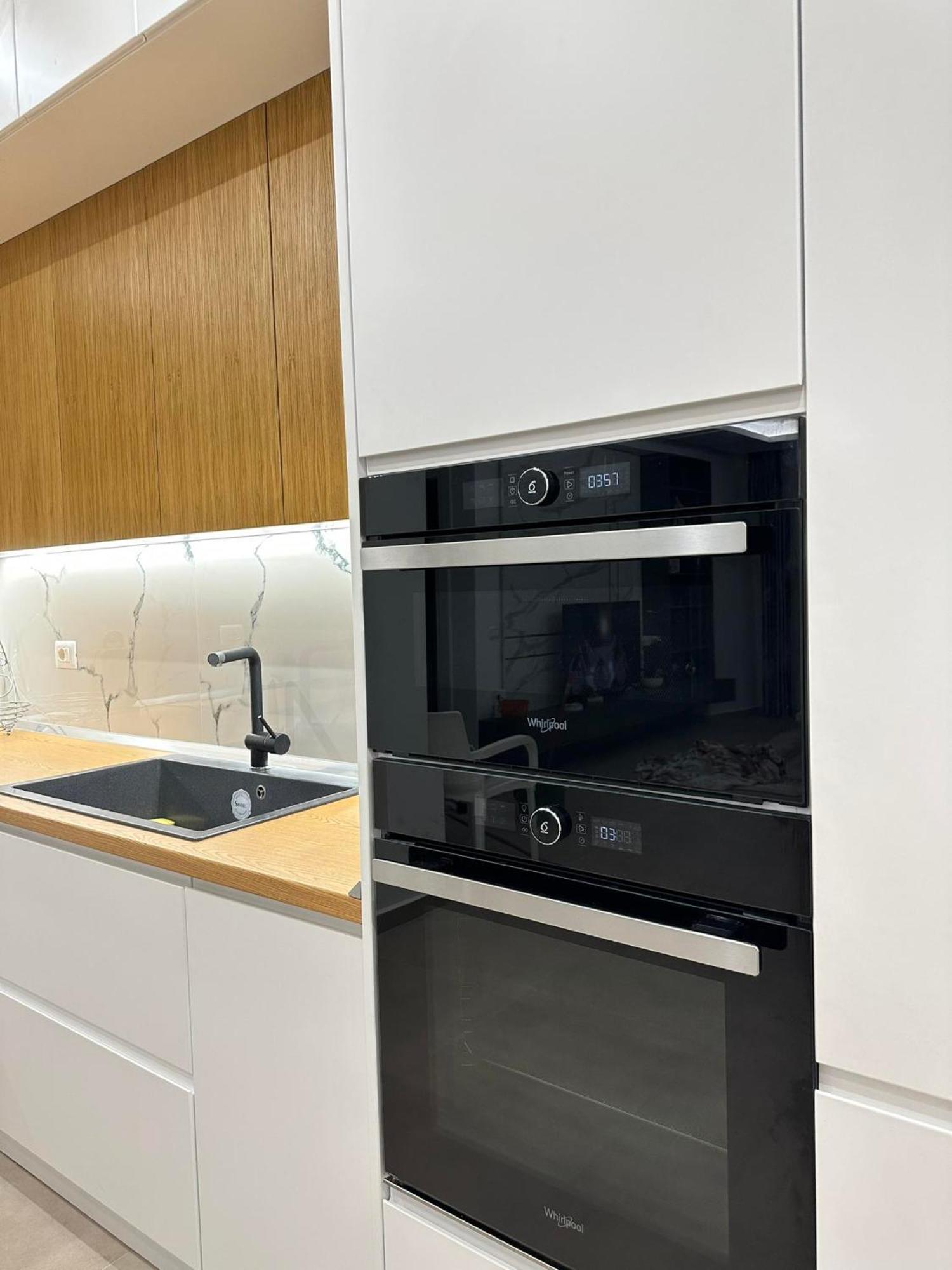 Sea View Apartment Luxury Вльора Екстер'єр фото